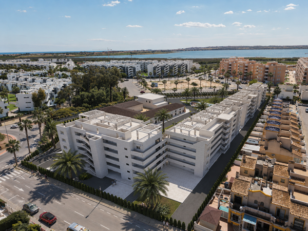 Medium property photo - Plaça SUP-8 22, 03149 El Raso